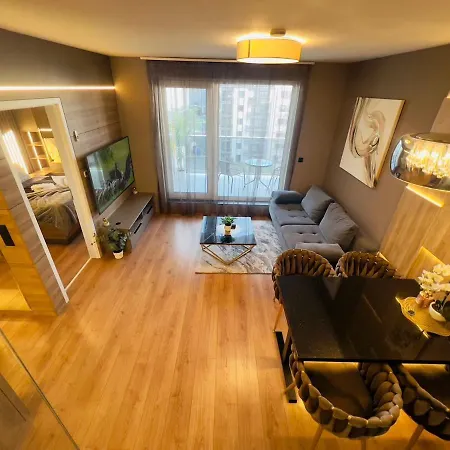 Karzo Lk 603 Free Garage Apartamento
