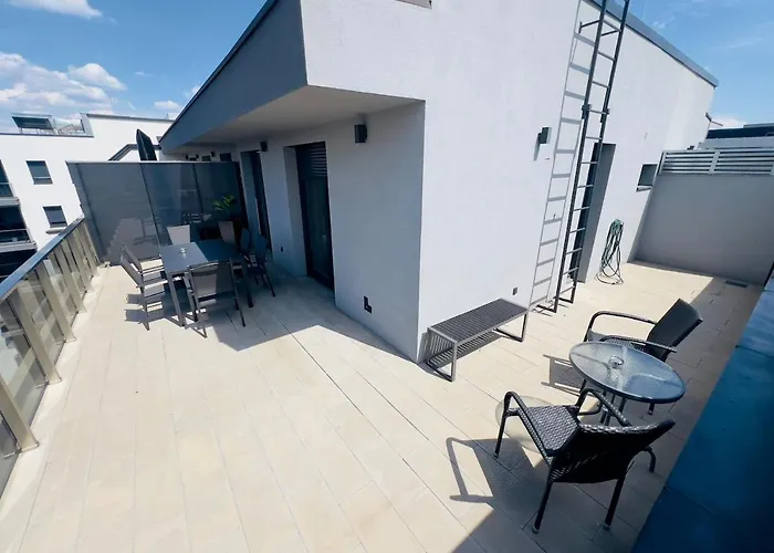 公寓 Karzo Lk 603 Free Garage